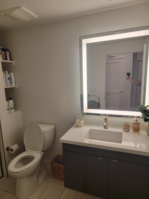 Amazing Big Studio Near Balboa Park Jacuzzi Rooftop Free Parking! San Diego